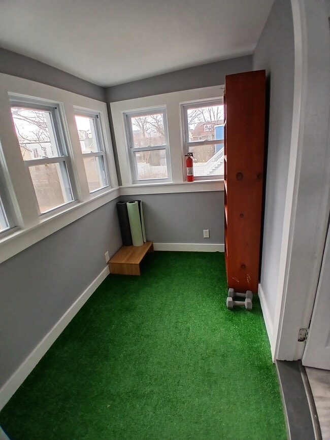 17 Thomas St unit 2, Bloomfield, NJ 07003 - photo 2