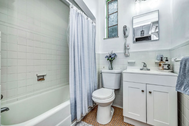 217 Loraine Ave, Cincinnati, OH 45220 - photo 7