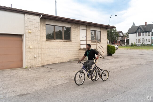 Center City residents get around very easily on foot or bike.