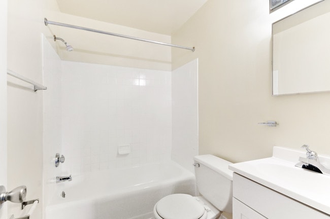 Cedar Heights, Washington, DC 20020 - photo 7