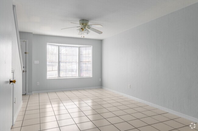 Phoenix Villas, Gainesville, FL 32608 - photo 4