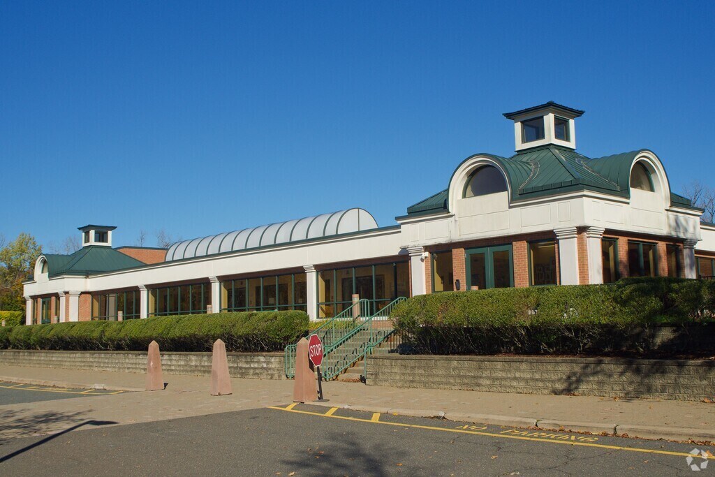 Welcome to the Solomon Schechter Day School in Buena Vista.