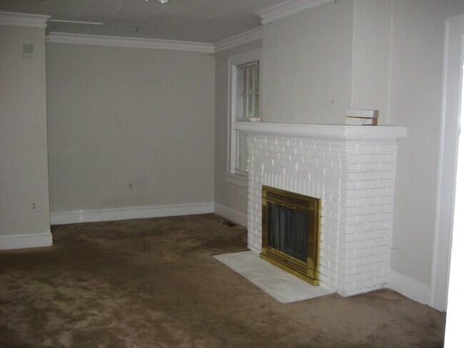 1357 Oxford Rd NE unit 3, Atlanta, GA 30307 - photo 5