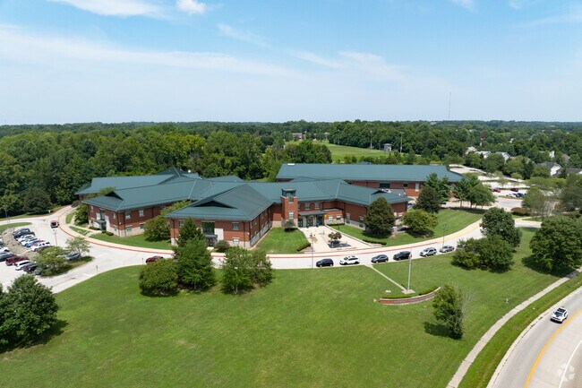 The student-teacher ratio at Jackson Creek Middle School is 13 to 1.