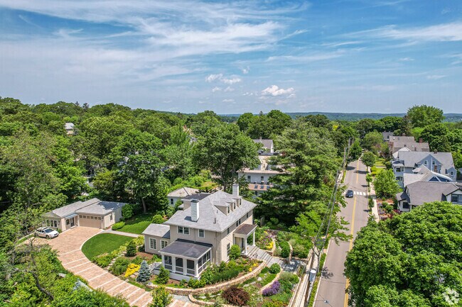 A row of homes on large lots in Arlington Center.