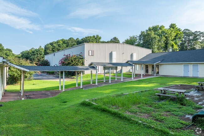 Jubilee Christian Academy is a private school located in Gainesville.