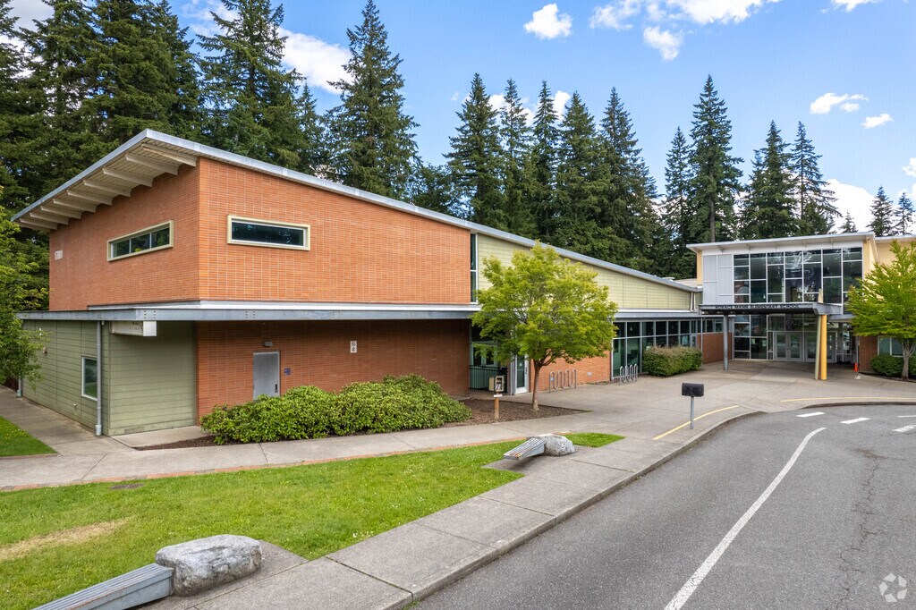 Mann Elementary School crafts young minds.