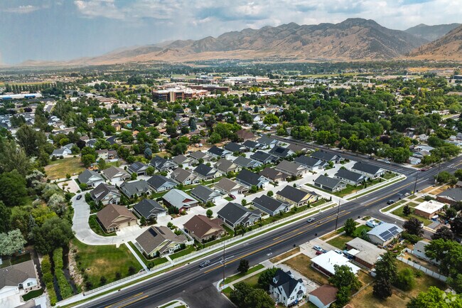 Ellis has spacious new homes in the midst of many vintage ones.