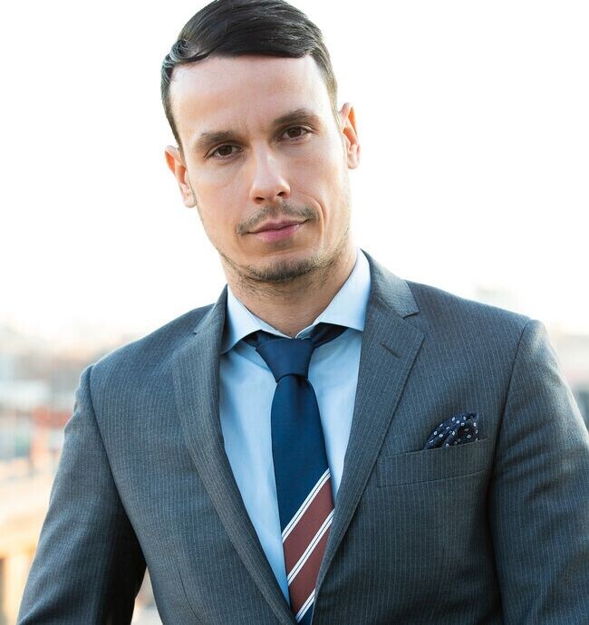 Agent Photo