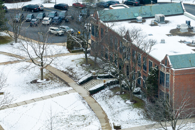 Monroe Elementary School has an overall Niche grade of A.