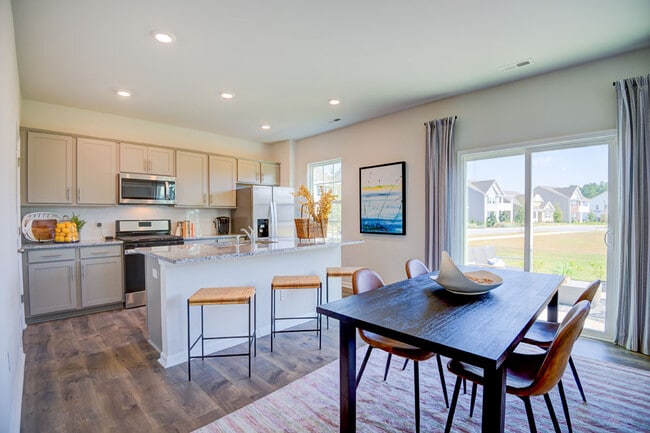 1001 Chiles Dr unit 36200755, New Bern, NC 28562 - photo 7