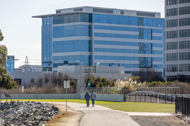 Modern office spaces near Edgewater Isle showcase Foster City’s vibrant business hub.