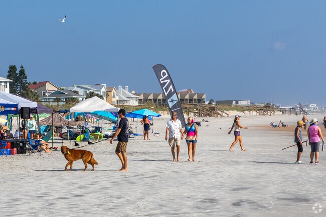 Bring your dog along for the FL Skiimboard Pro/Am.
