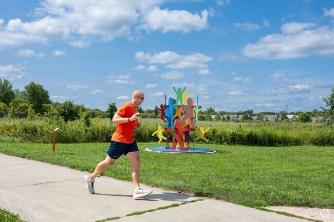Stone Creek residents
can enjoy a jog through the  Wandell Sculpture Garden.