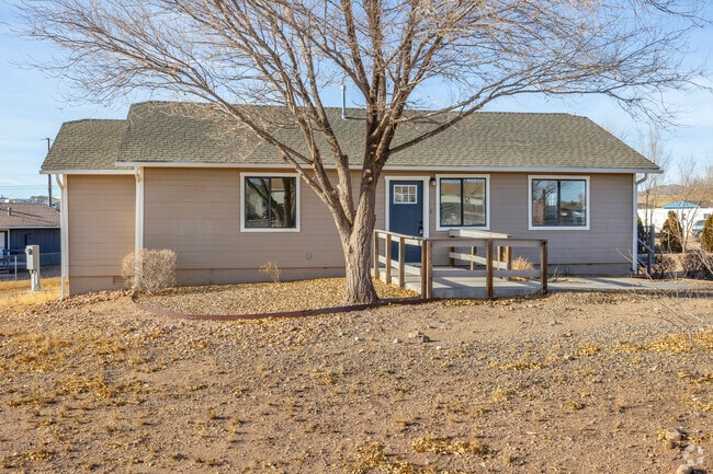 Yards in Paulden are typically the natural, desert landscaped.