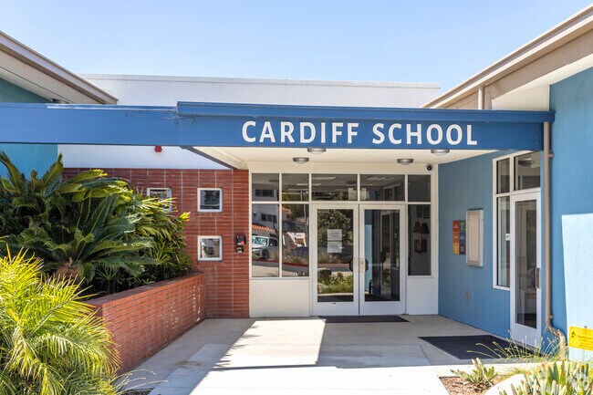 The entrance of the Cardiff Elementary School in Encinitas.
