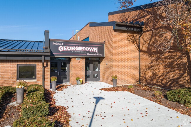 Georgetown Elementary offers a robotics and running club, chorus and student council.