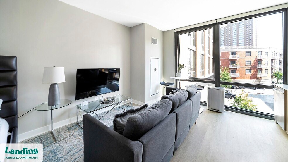 4611 N Broadway St unit 206.1405807, Chicago, IL 60640 - photo 1