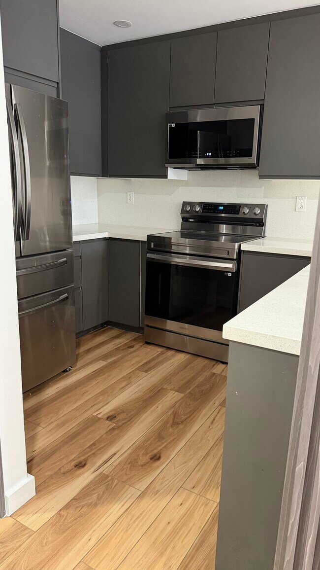 11217 SW 88th St unit C202, Miami, FL 33176 - photo 5