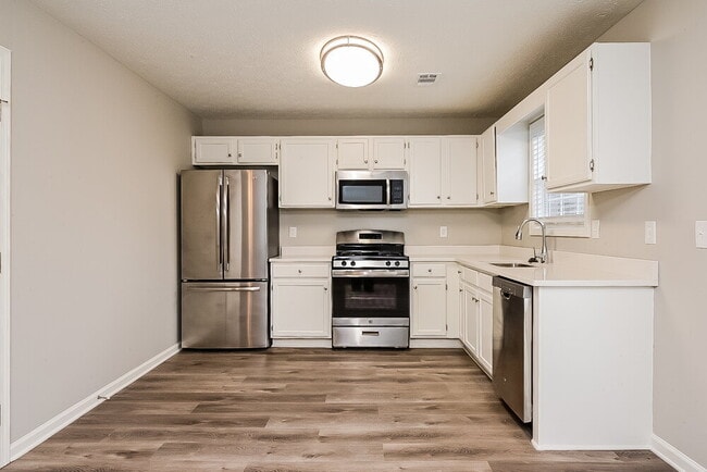 116 Taylor Knoll Way, McDonough, GA 30253 - photo 6