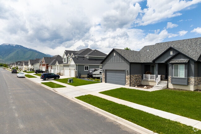 These homes provide a comfortable and welcoming atmosphere for families, with their well-maintained yards and cozy interiors in Mapleton.