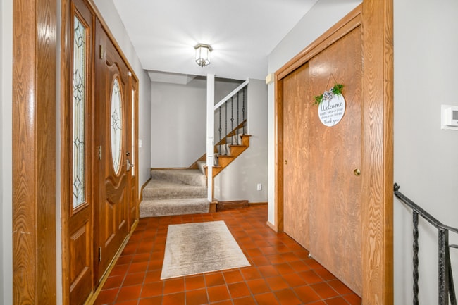 7450 Duluth St, Golden Valley, MN 55427 - photo 2