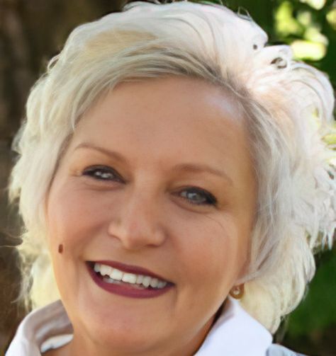 Lisa Bays