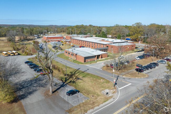 Vincent Middle High School has a 84.5% graduation ratio.