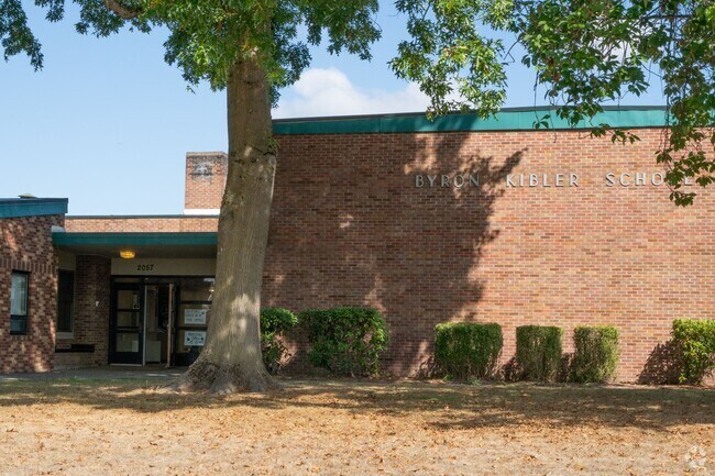 Welcome to Byron Kibler Elementary School in Enumclaw.