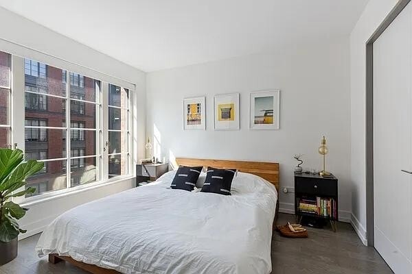 70 Charlton St unit 20D, New York, NY 10014 - photo 6
