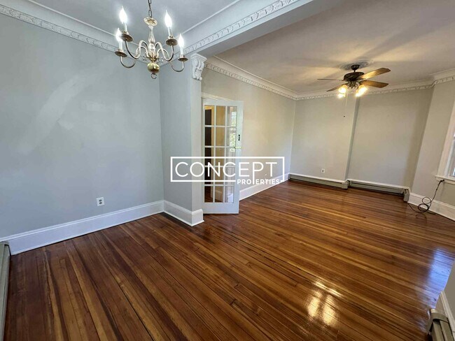 11 Chilcott Place unit 2, Jamaica Plain, MA 02130 - photo 7
