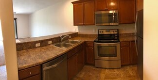 1902 Wrigley St Unit 1904, Ely, IA 52227