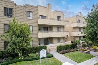 428 Hawthorne St, Glendale, CA 91204