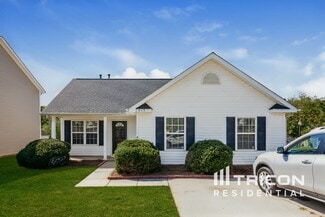1517 Crandon Dr, Charlotte, NC 28216