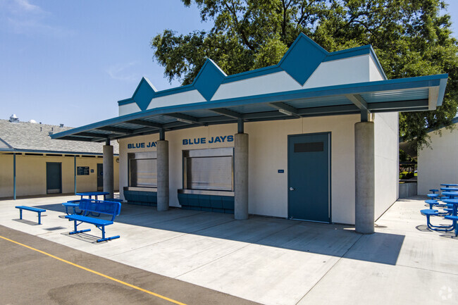 Young public school students thrive at Jefferson Elementary School in Clovis.