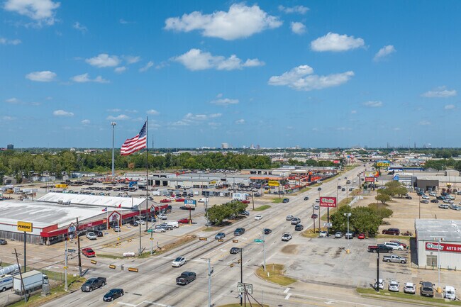 Safe Sommerset welcomes families with its tranquil vibe and growing community spirit.