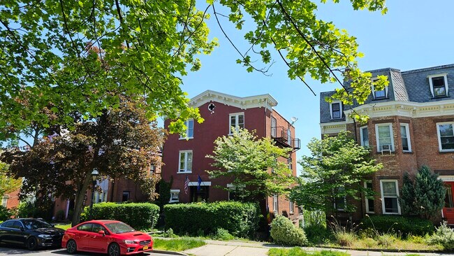 176 Montgomery St unit 3, Newburgh, NY 12550 - photo 6