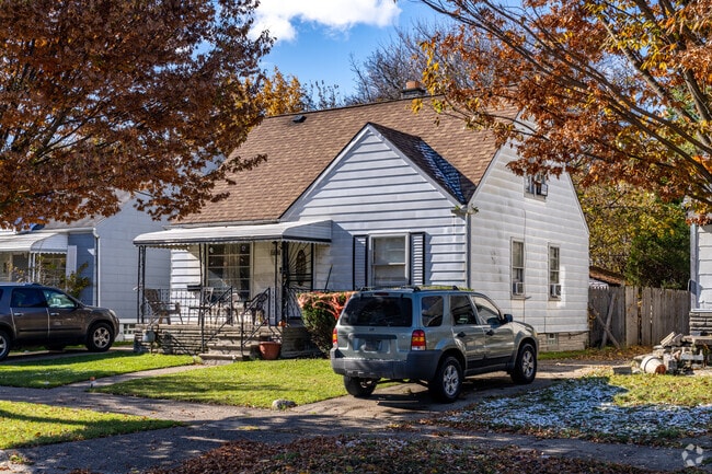 Cottage style homes in Connor Creek are ideal for first time home buyers.