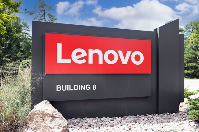 Forest Hills is a roughly 8-mile commute to Research Triangle Park, which hosts hundreds of top companies, including IBM and Lenovo.