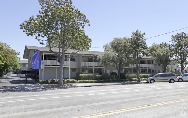 Baywood Apartments, Hayward, CA 94544 - photo 4