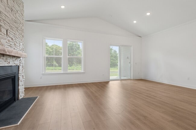 31 Brewer Way, Plainsboro, NJ 08536 - photo 2