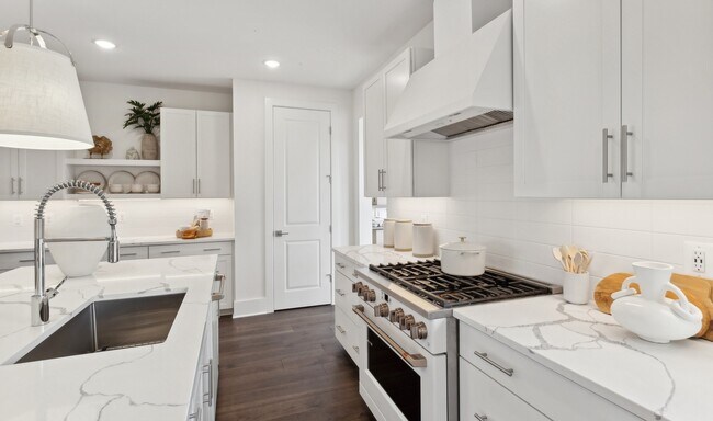 9703 Buckthorn Terrace unit 36474098, Fredericksburg, VA 22407 - photo 4