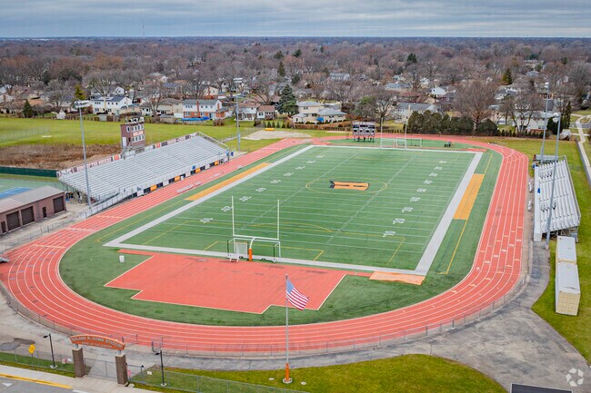 John Hersey High School is a highly rated public school.