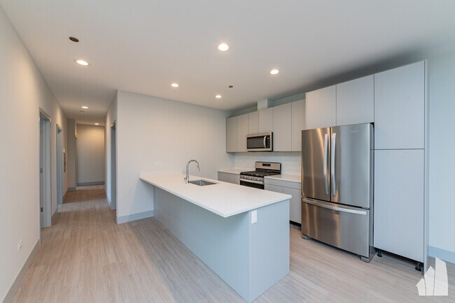 6400 N Wayne Ave unit 401, Chicago, IL 60626 - photo 2