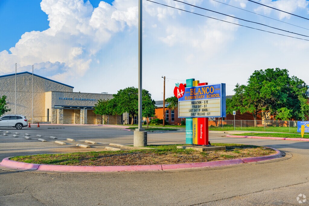 Blanco Elementary School is located in Kendall County, Texas.
