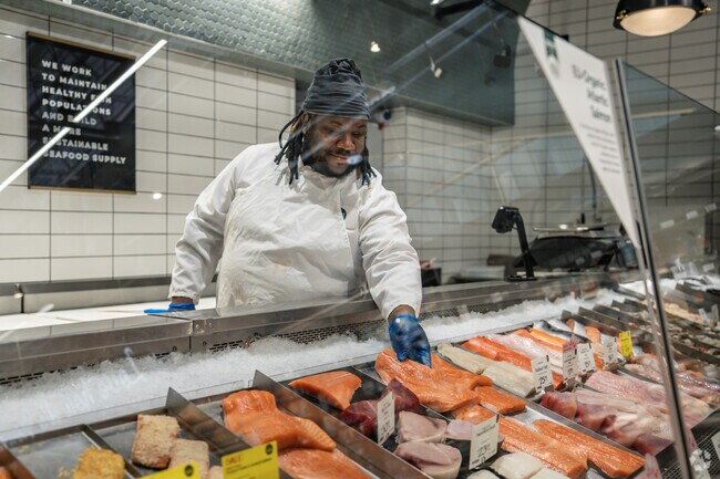 Glover Park Residents can shop for the freshest seafood at the Whole Foods.