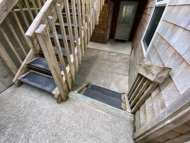 2 sets of 2 sets each to reach the entry