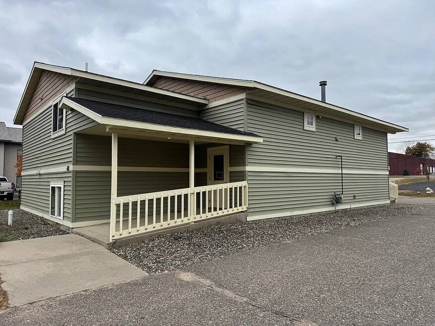Fantastic 2-bedroom apartment, Brainerd, MN 56401 - photo 1