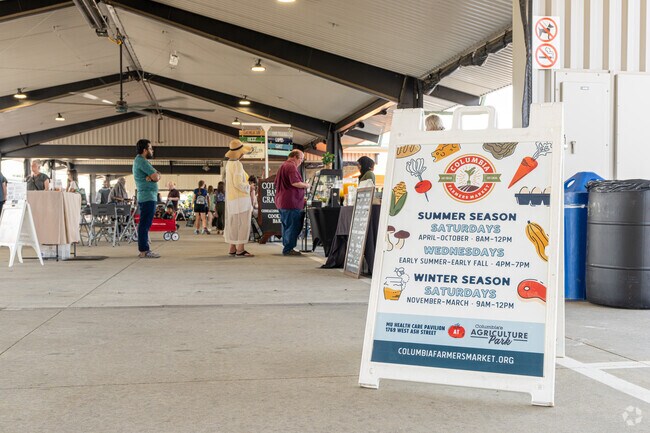The year round Columbia Farmer's Market serves residents of Green Meadows fresh local produce.