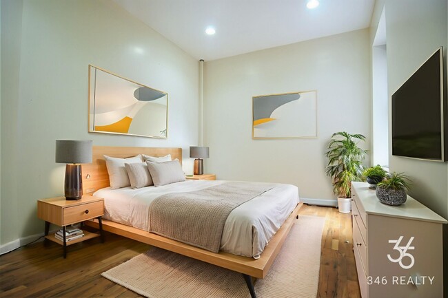 552 W 184th St unit 32, New York, NY 10033 - photo 3